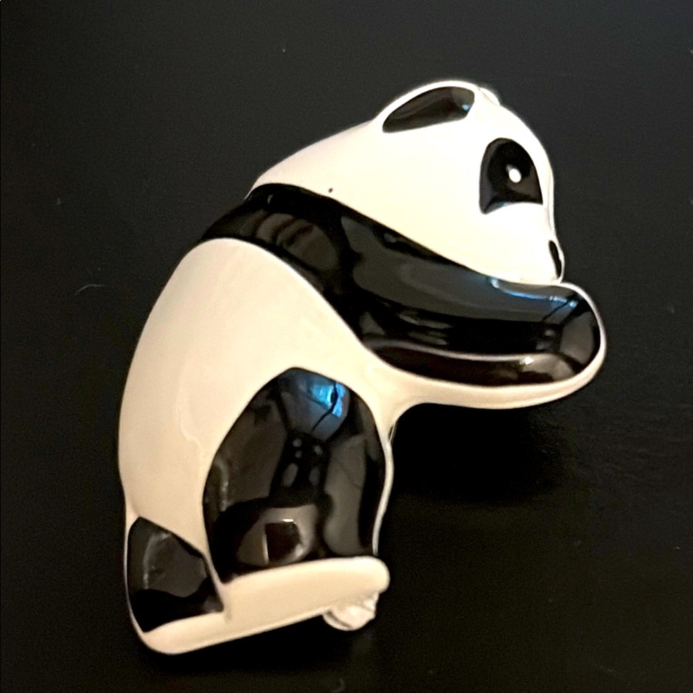 Vintage enamel, panda brooch